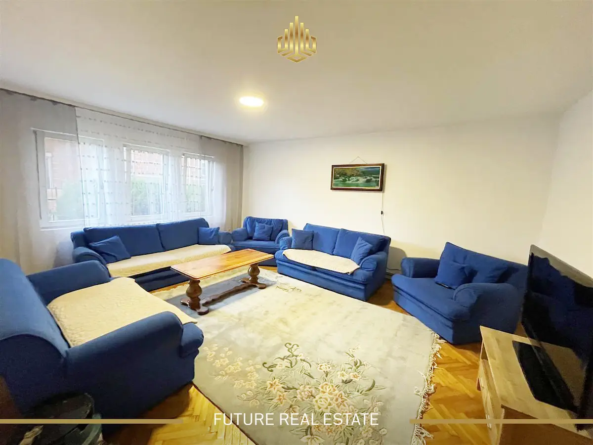 Banesa me QIRA/80m2 banesë/apartment në Kalabria