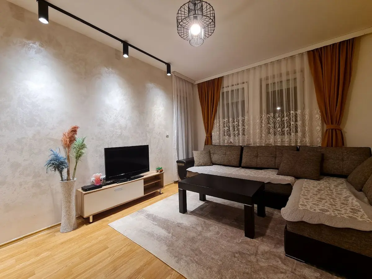 Banese banesë/apartment në Fushë Kosovë