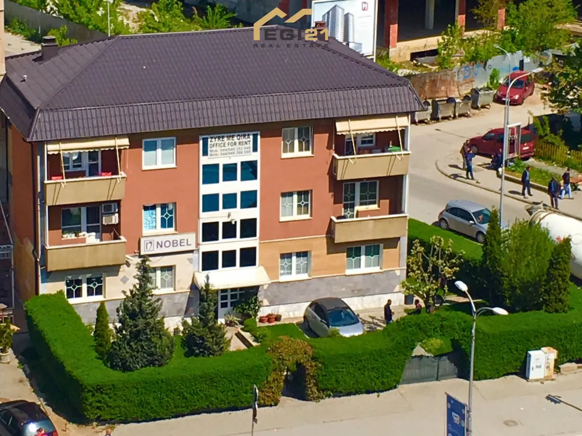 Zyrë 75 m² për QIRA, Bill Clinton, Prishtinë zyre në Prishtinë