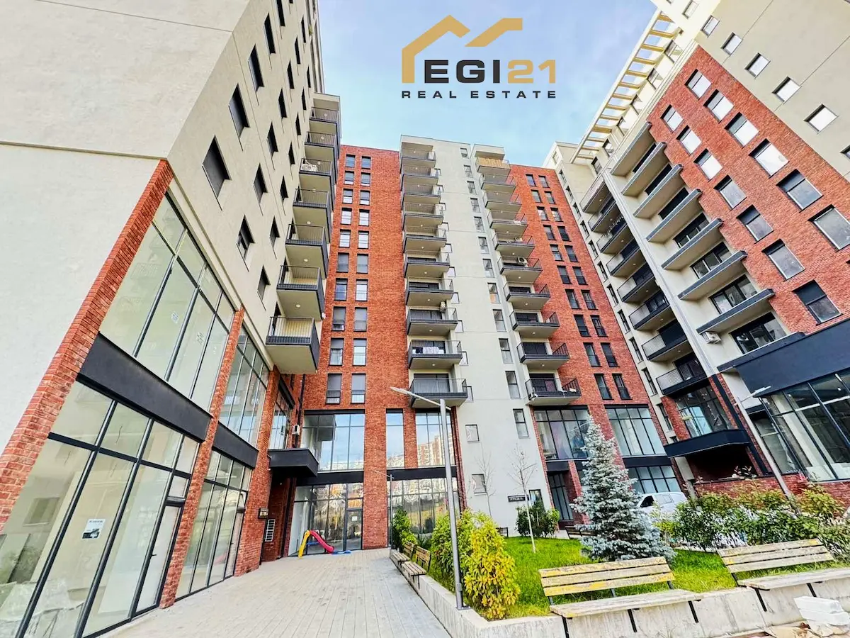 Banesë në SHITJE 121.27+126.45M², Prishtina e Re banesë/apartment në Prishtinë