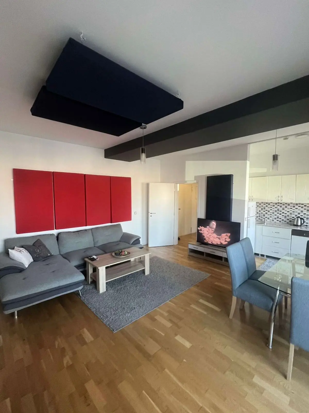 Prishtina Airbnb  banesë/apartment në Pejton