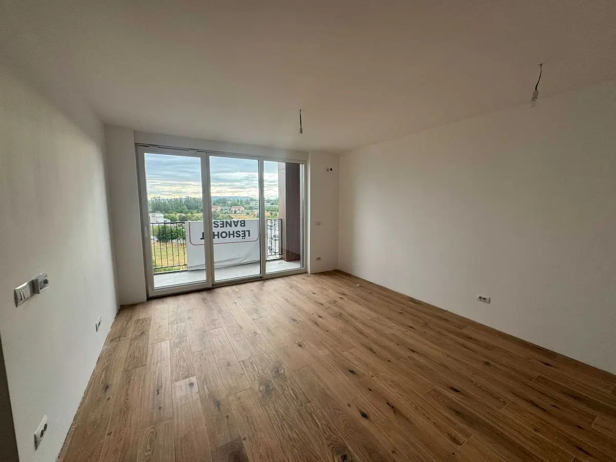 Duplex/Zyrë 115.5 m² për QIRA, Emshir zyre në Prishtinë