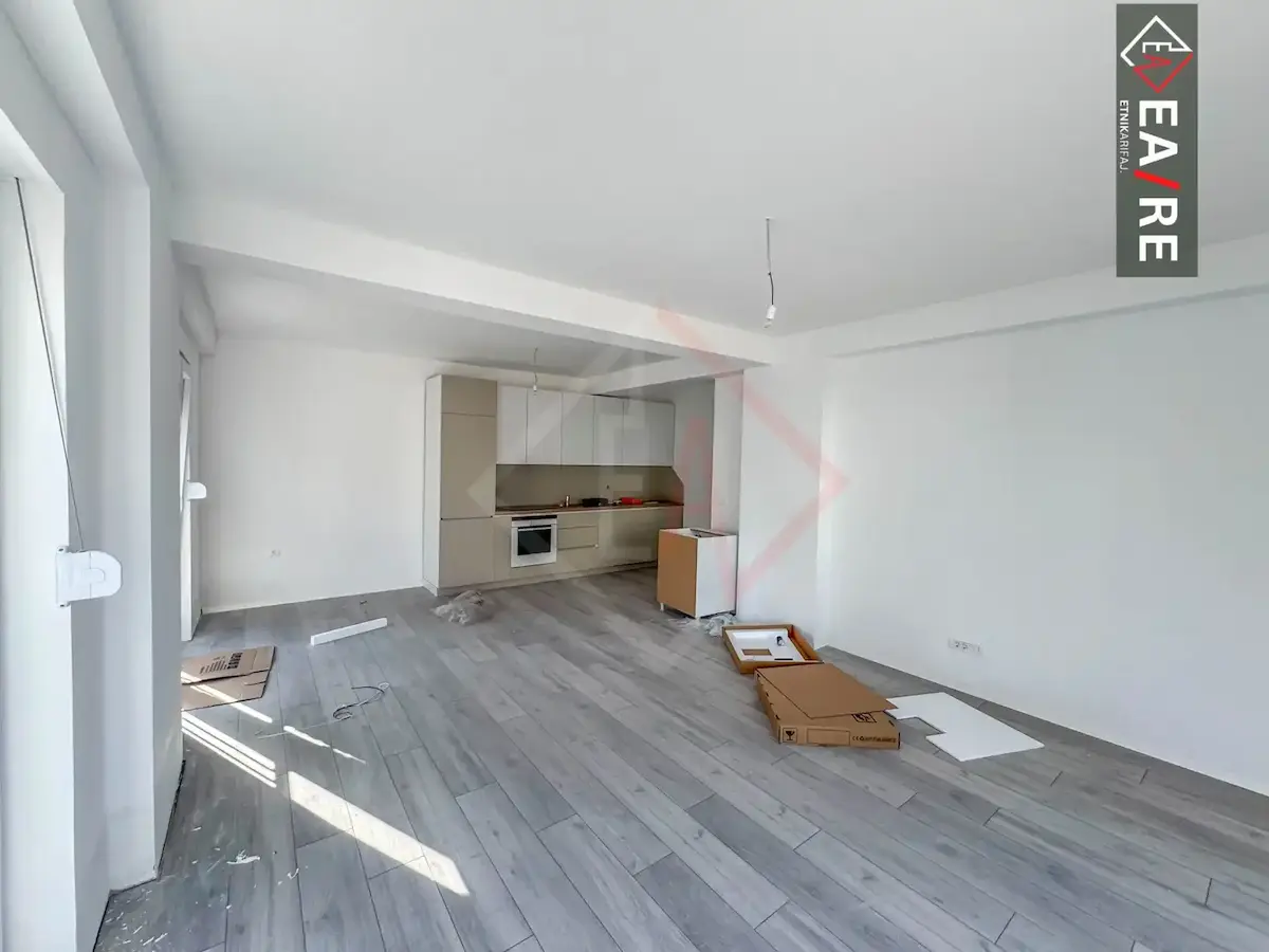 BANESË ME QIRA NË RRUGËN C banesë/apartment në Mati 1