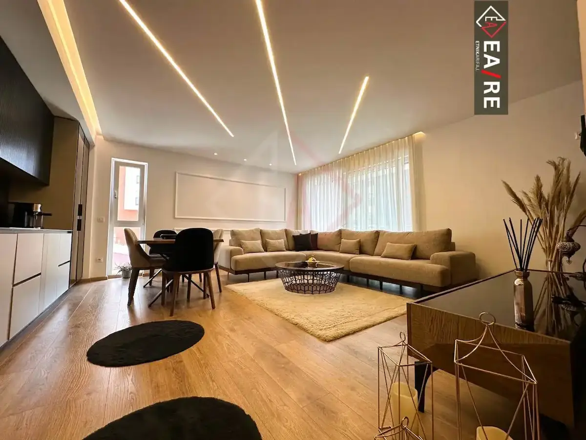SUPER BANES ME QIRA NE LAGJEN E MUHAXHEREVE banesë/apartment në Prishtinë