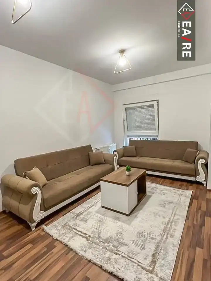 LËSHOHET BANESA ME QIRA NË RR.MUHARREM FEJZ! banesë/apartment në Prishtinë