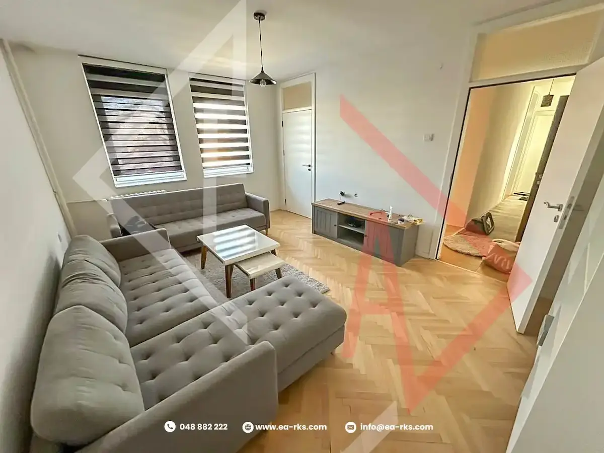 BANESË ME QIRA TEK SANTEA! banesë/apartment në Prishtinë