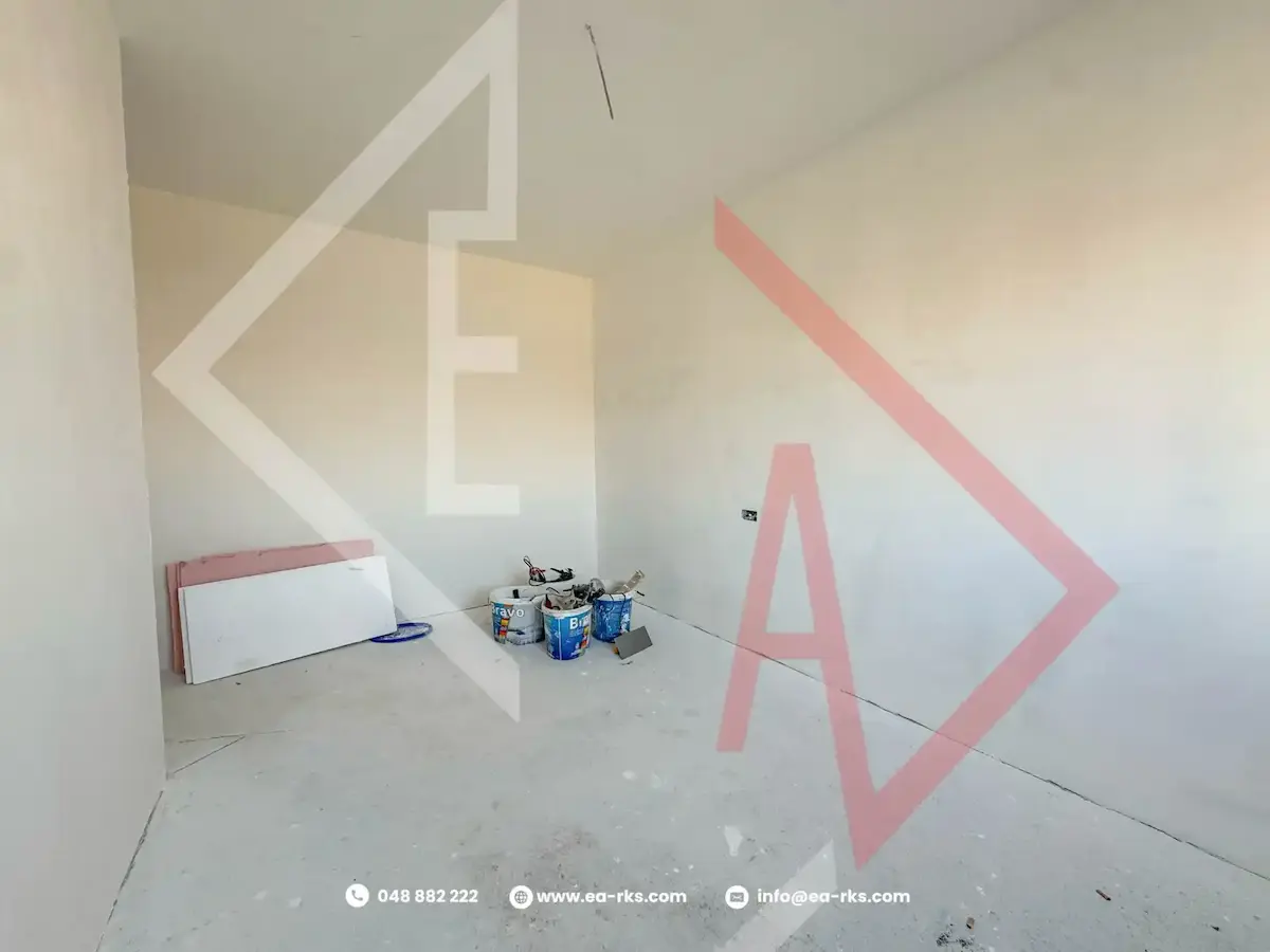 BANESË NË SHITJE NË BREGUN E DIELLIT banesë/apartment në Bregu i Diellit