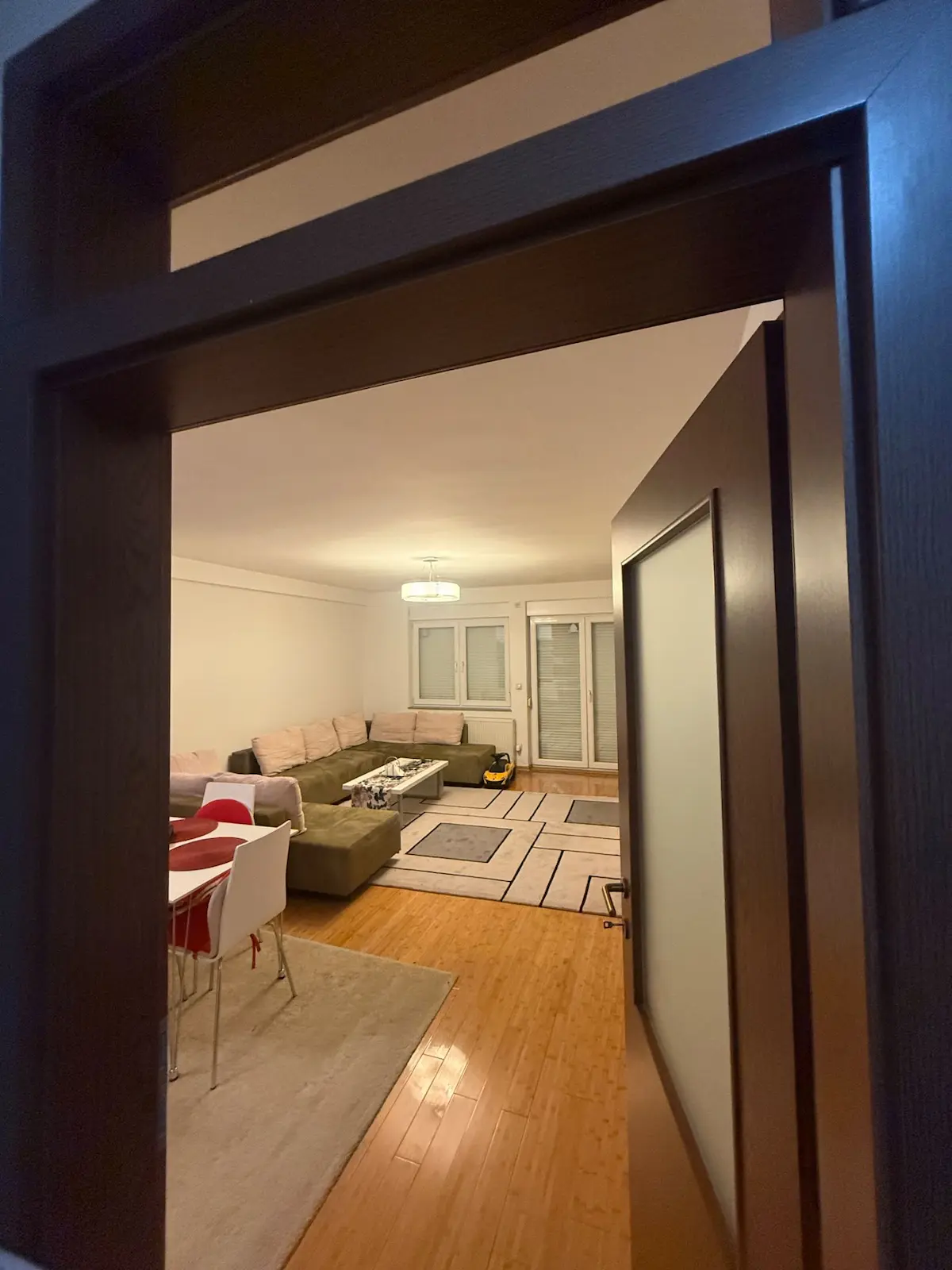 Banesa ne VIP tregtia ne Arberi - te Kaktusi banesë/apartment në Arbëria
