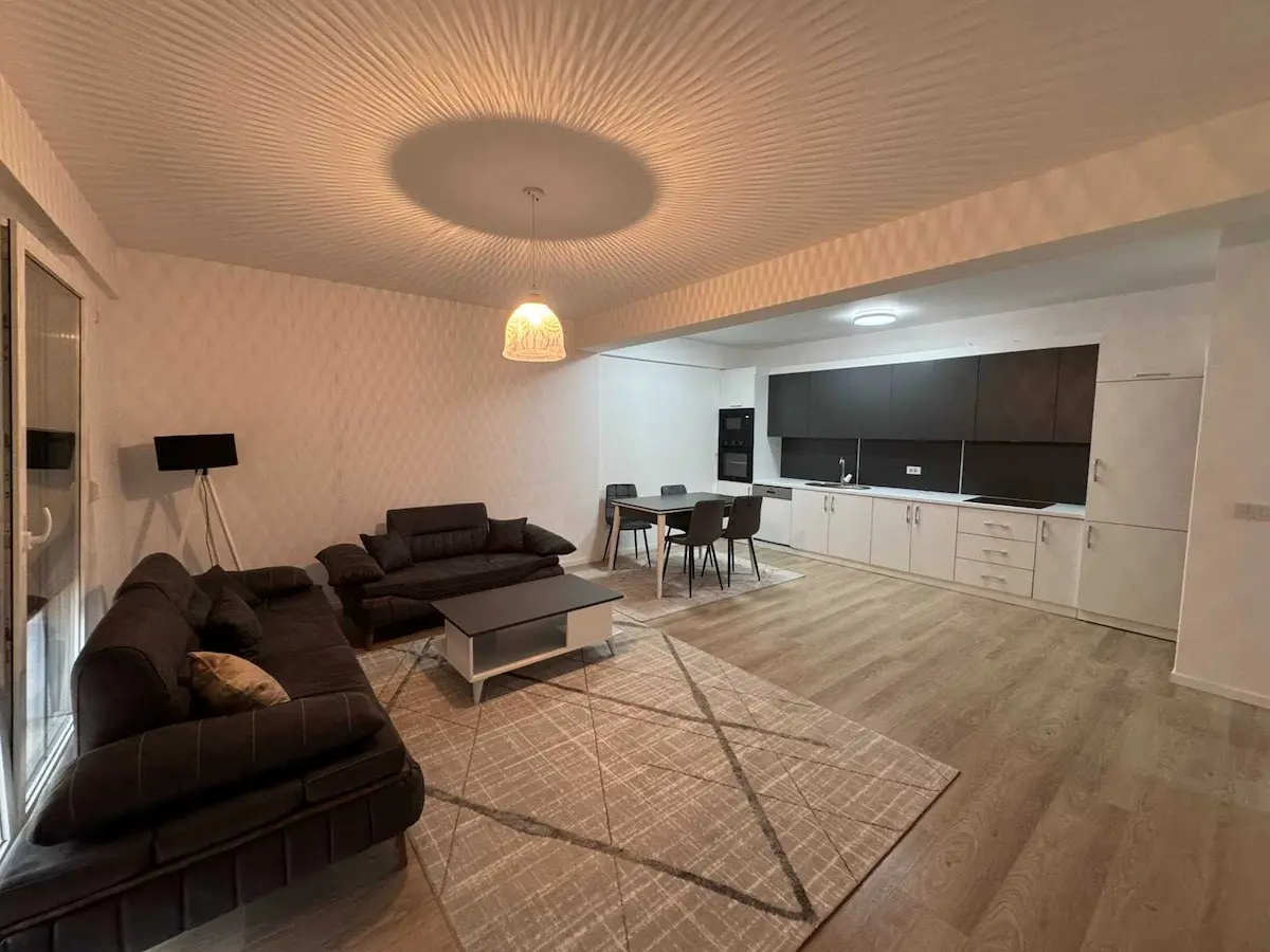 Banesë 96.5 m² për SHITJE, Tophane banesë/apartment në Tophane