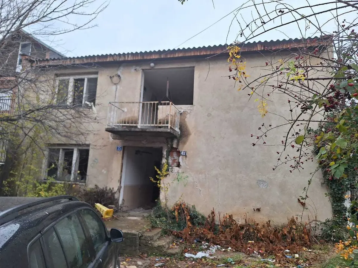 Shtepia shitet ne Aktash 2/62 mbrapa furres Qerimit 1 shtëpi në Prishtinë
