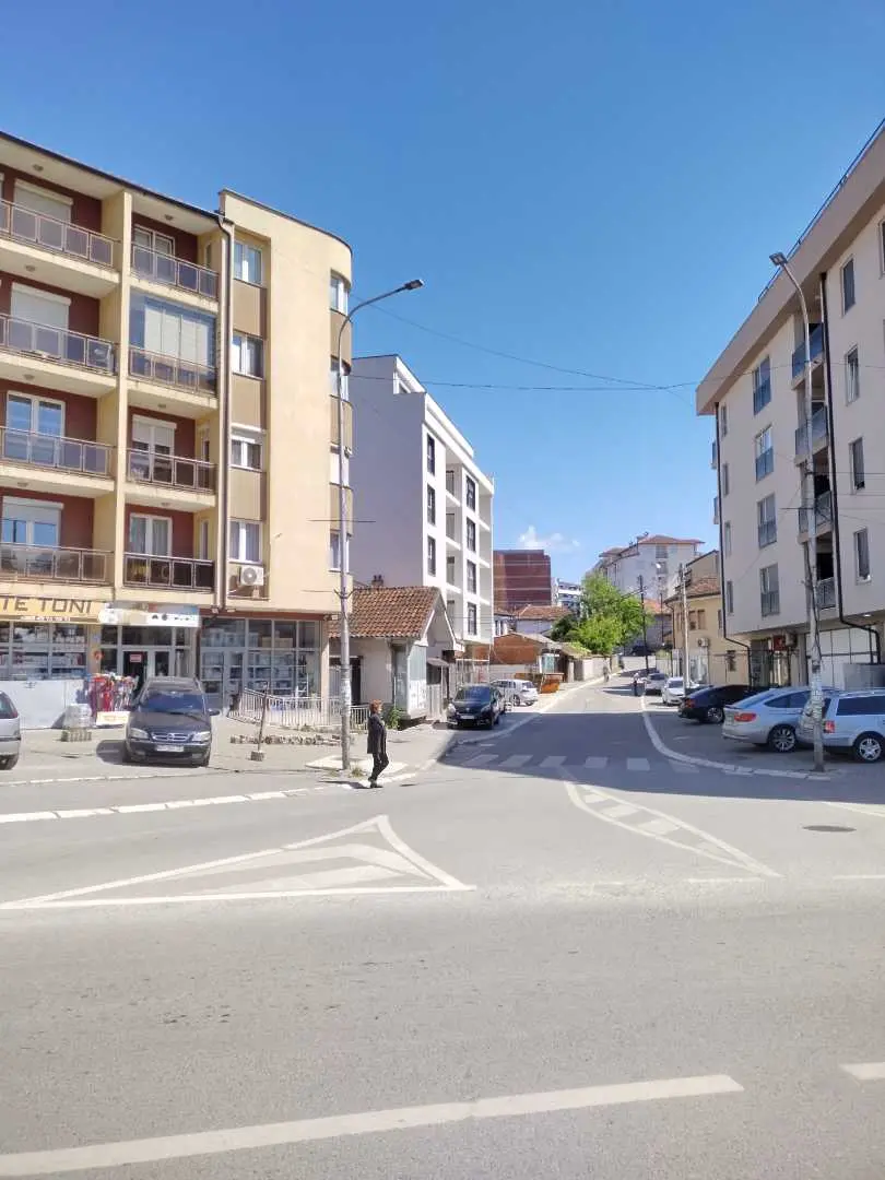 Banesa ne Gjakove ( te ura e Taliqit) banesë/apartment në Gjakovë