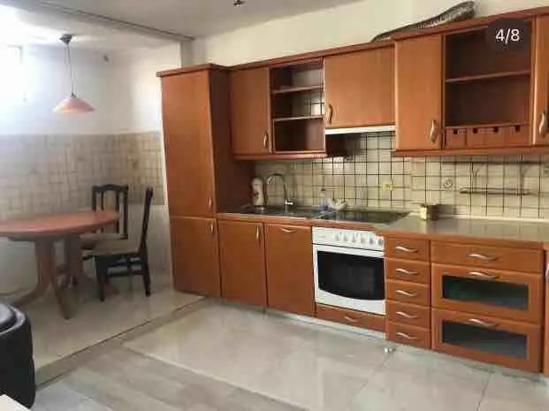Banes me qira ne Ulpian banesë/apartment në Prishtinë