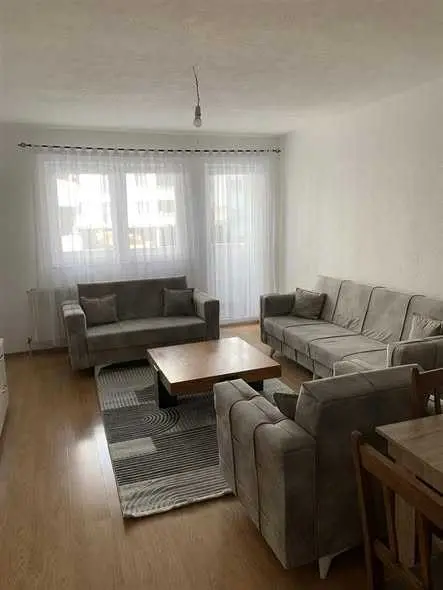 BANESË ME QIRA 3+1 NË MATIN 1 banesë/apartment në Prishtinë