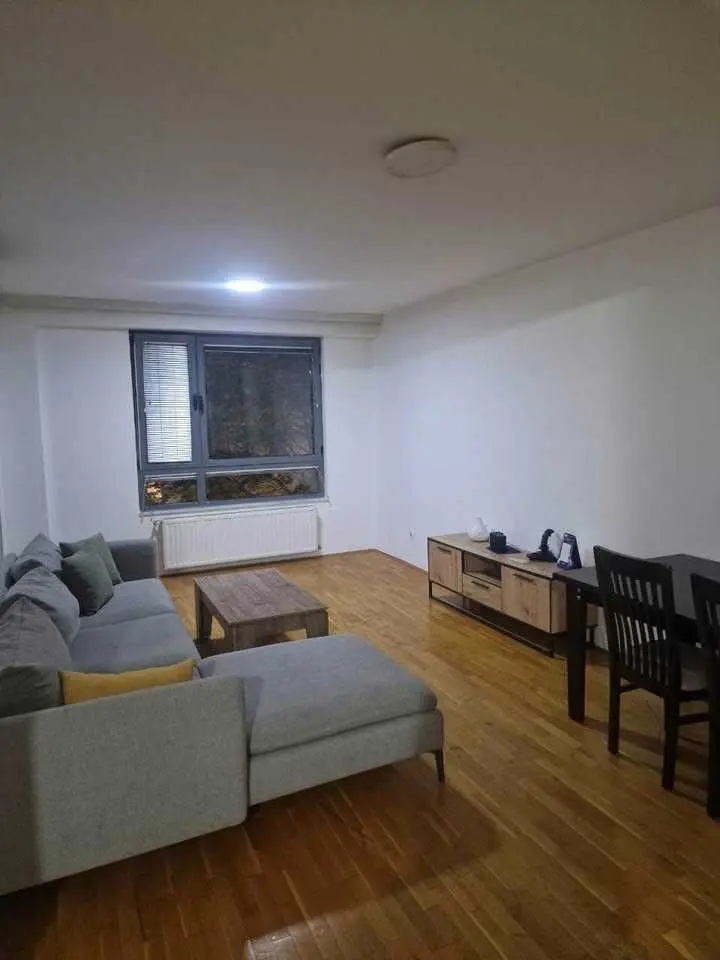 Banesë në #shitje në Lagjen 4 Llullat banesë/apartment në Prishtinë