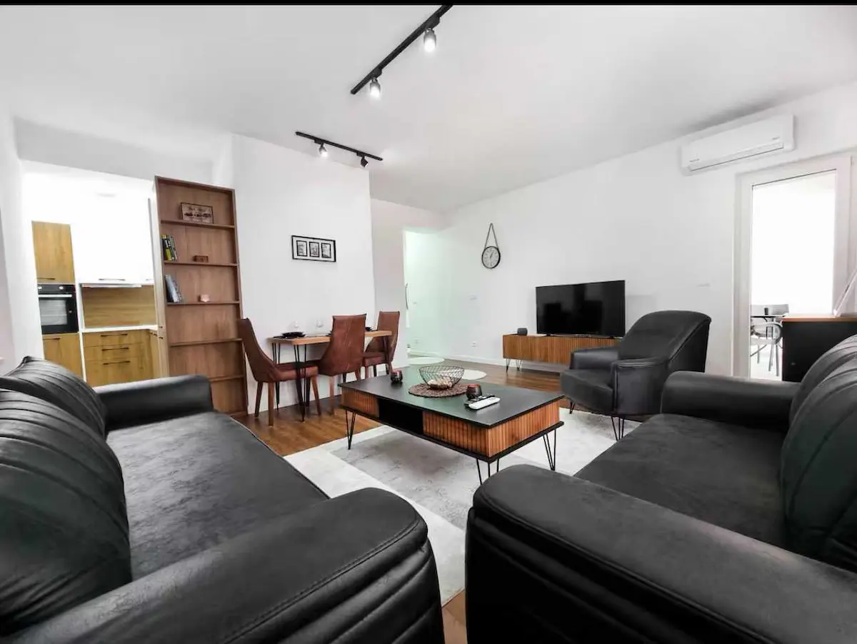 Banesë në #shitje me Fletë Poseduese në Bregun e Diellit banesë/apartment në Prishtinë