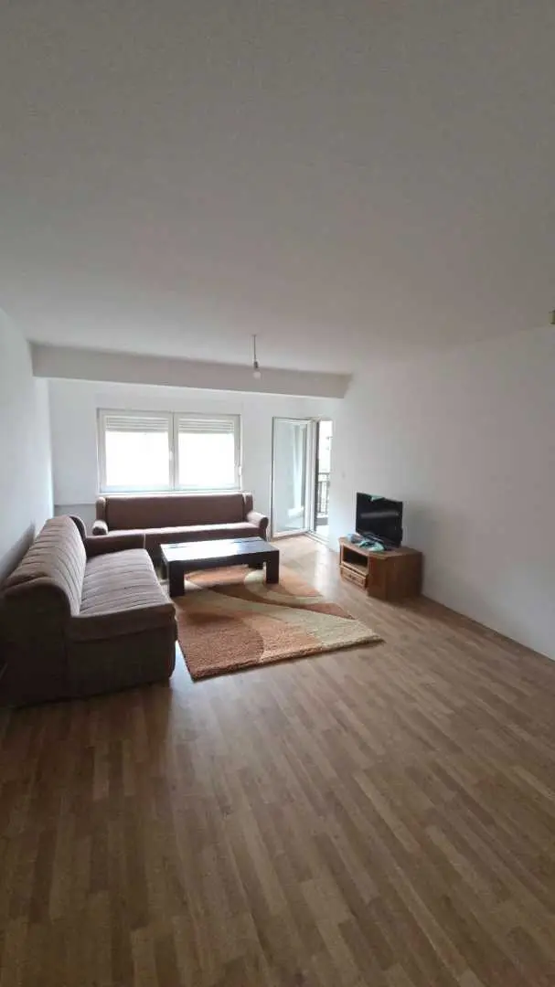 Banesë në #shitje në Lagjen Mati 1 banesë/apartment në Prishtinë