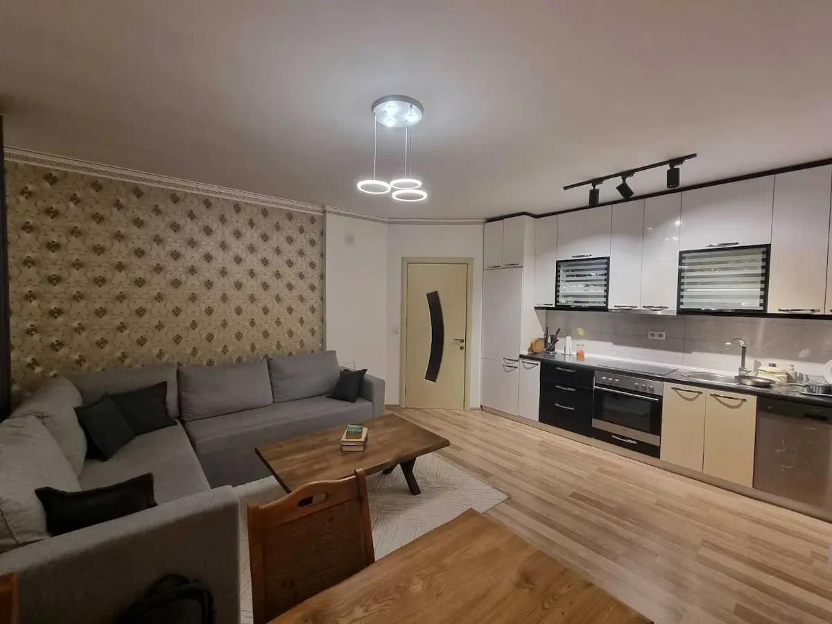 Banesë në #shitje në Rrugën C banesë/apartment në Prishtinë