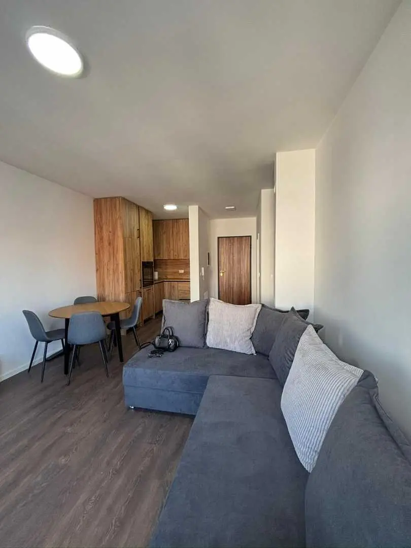 BANESË ME QIRA 1+1 NË MATIN 1 banesë/apartment në Prishtinë