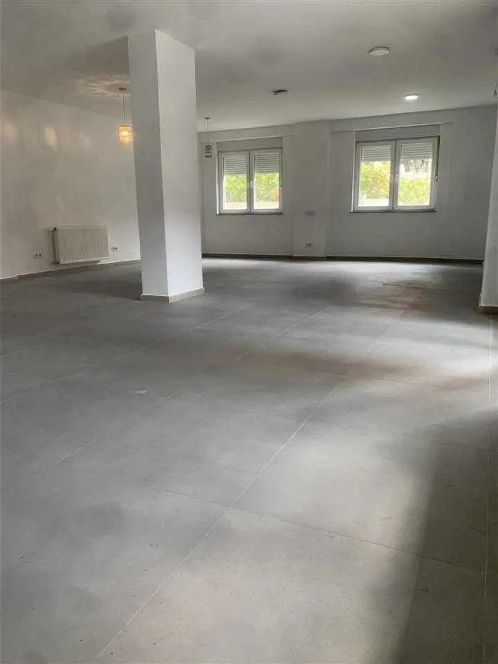 Banesë në #shitje në Rrugën B banesë/apartment në Prishtinë