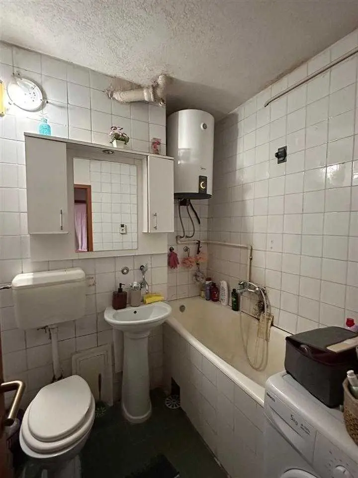 BANESË ME QIRA 1+1 NË DARDANI banesë/apartment në Prishtinë