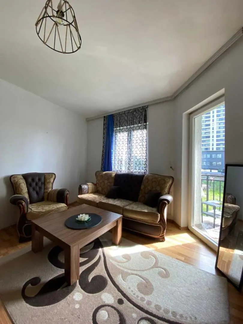 BANESË ME QIRA 1+1 NË LAKRISHTË banesë/apartment në Prishtinë