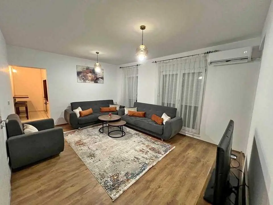 BANESË ME QIRA 1+1 TE QAFA banesë/apartment në Prishtinë
