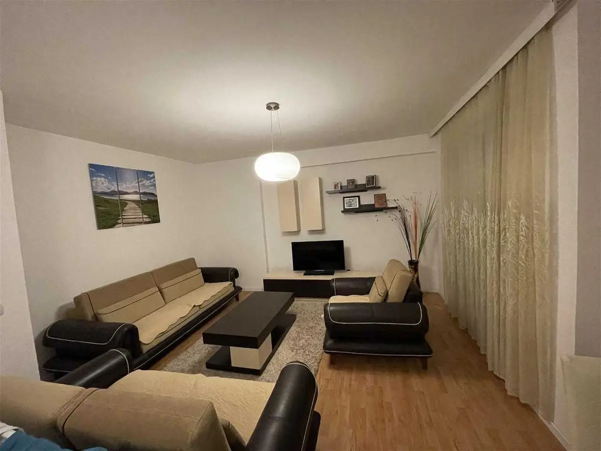 Banesë në #shitje në Rrugën C banesë/apartment në Prishtinë