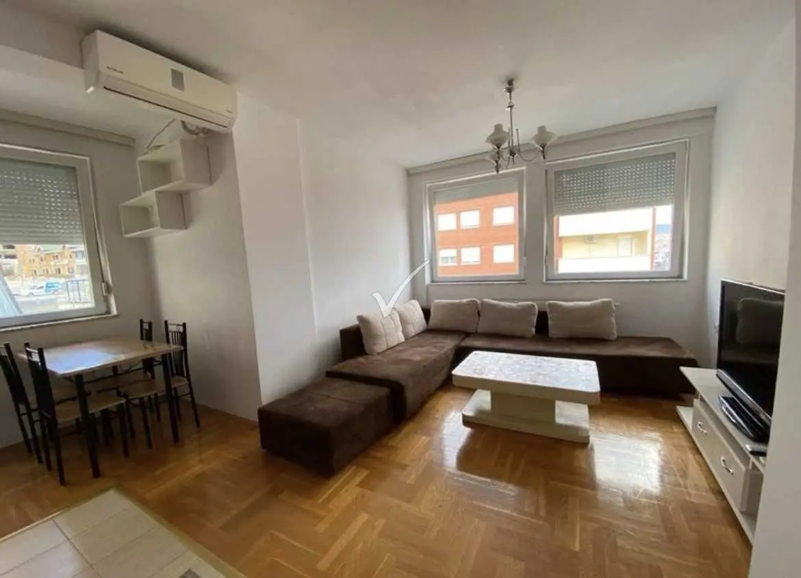 BANESË ME QIRA 1+1 NË ARBËRI (DRAGODAN) banesë/apartment në Prishtinë