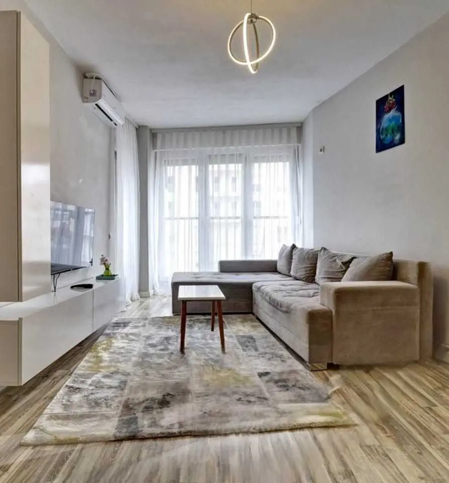 BANESË ME QIRA 1+1 NË TOPHANE banesë/apartment në Prishtinë