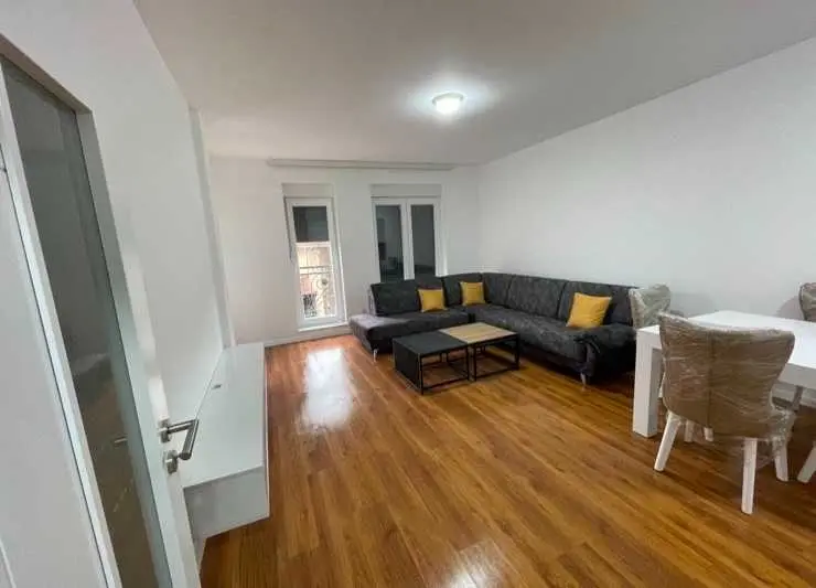 BANESË ME QIRA 1+1 NË MATIN 1 banesë/apartment në Prishtinë