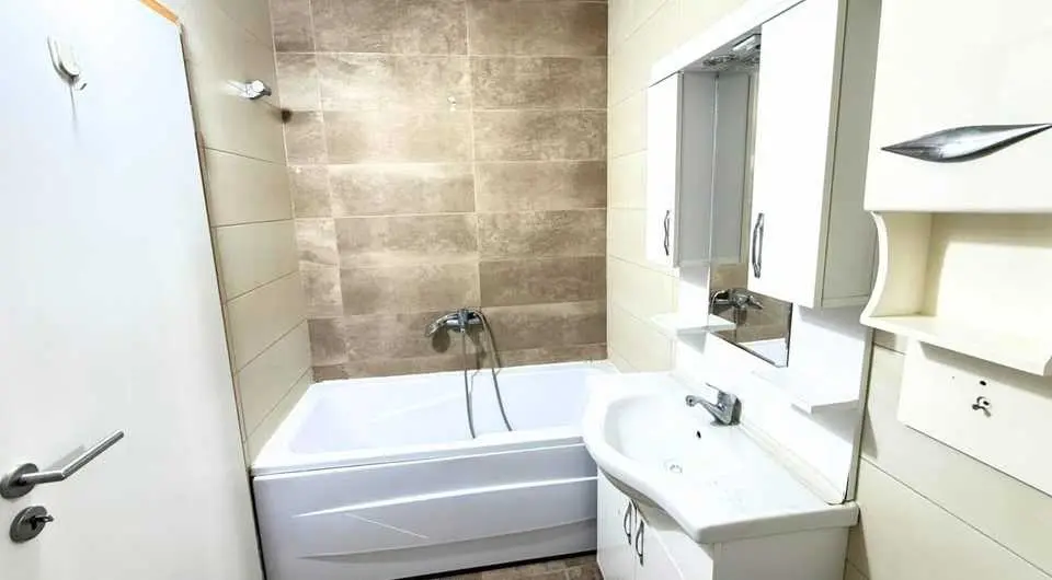 Banesë në #shitje në Kalabri(Emshir) banesë/apartment në Prishtinë