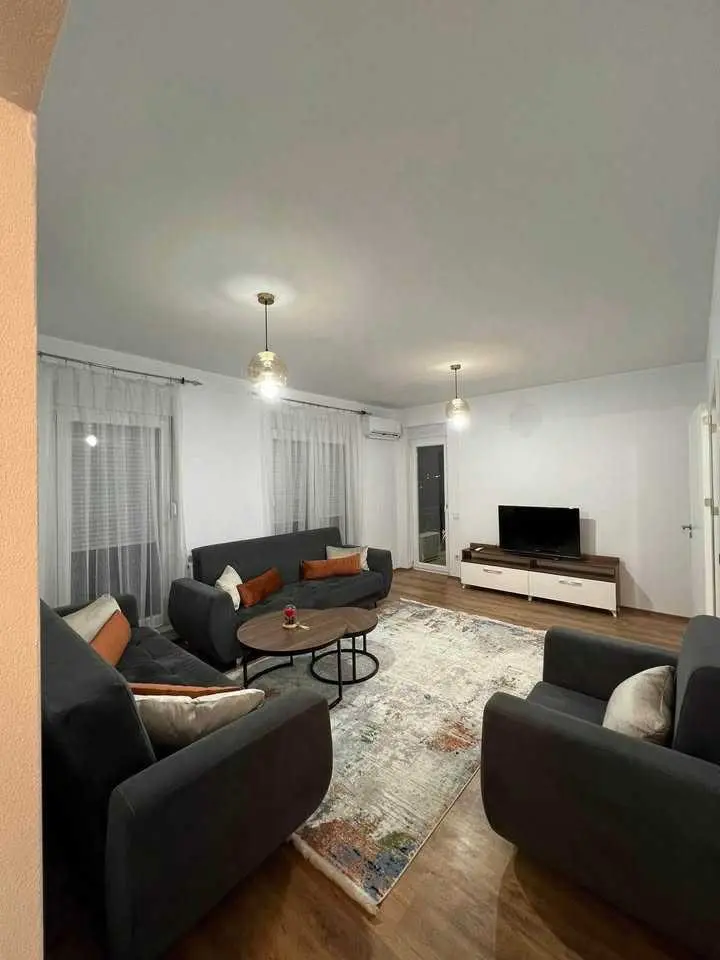 BANESË ME QIRA 1+1 TE QAFA banesë/apartment në Prishtinë