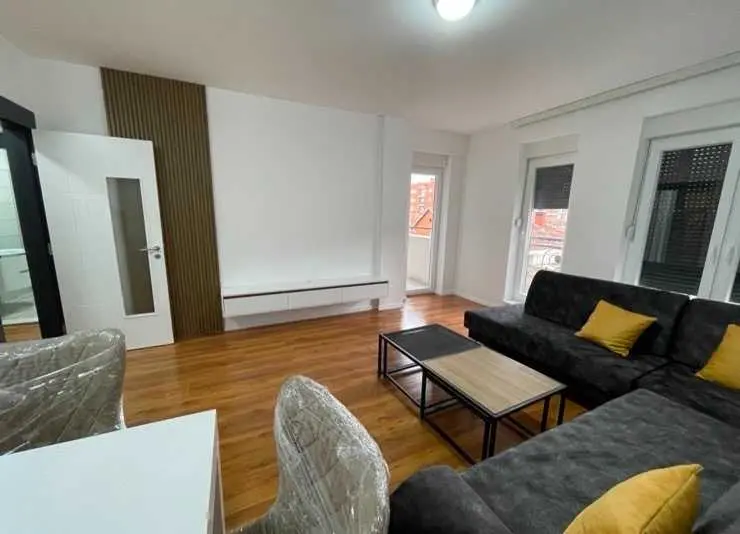 BANESË ME QIRA 1+1 NË MATIN 1 banesë/apartment në Prishtinë
