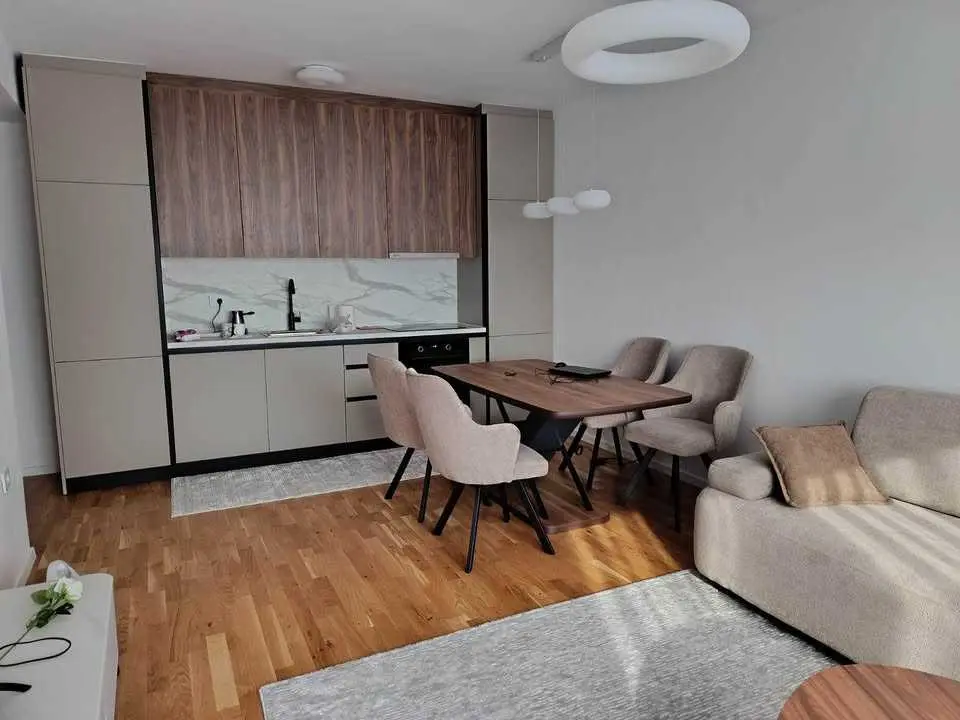 BANESË ME QIRA 2+1 NË MATIN 1 banesë/apartment në Prishtinë