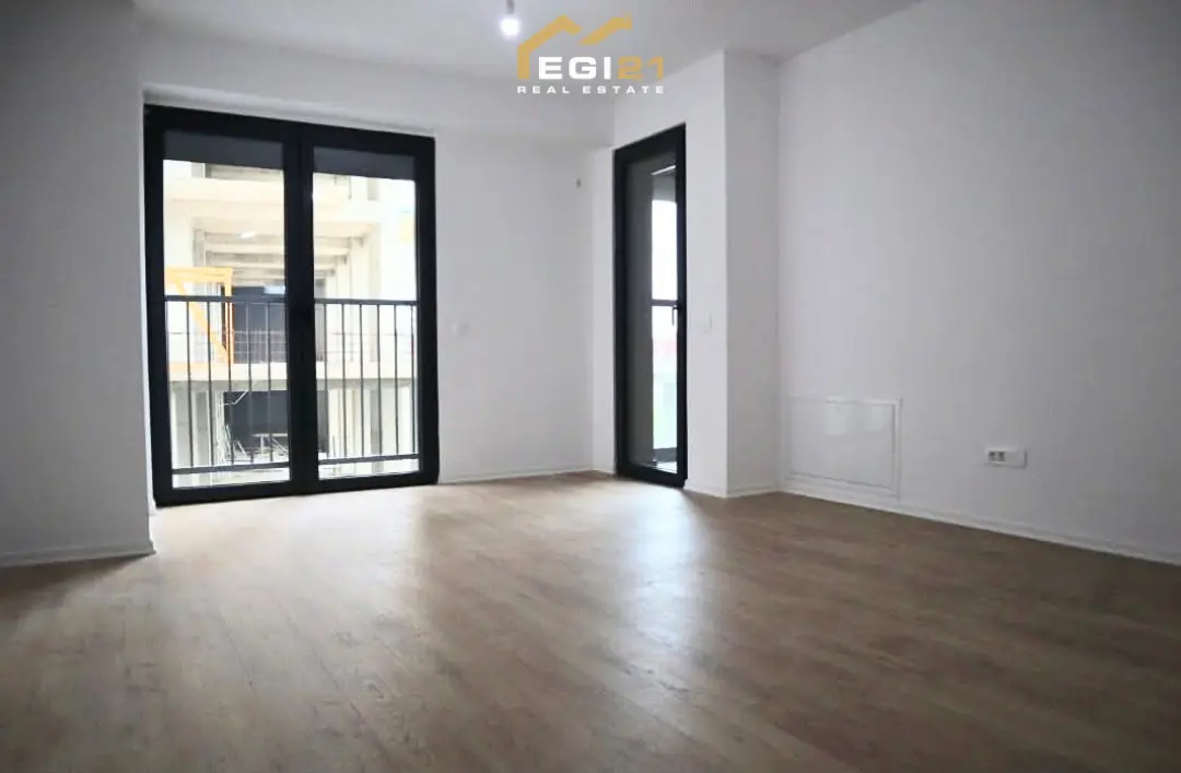 Zyrë 50.5m² për QIRA, Lakrishtë zyre në Prishtinë