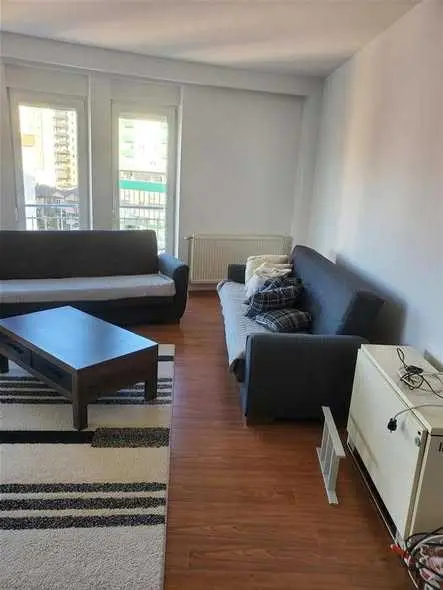 BANESË ME QIRA 2+1 NË RRUGËN C banesë/apartment në Prishtinë