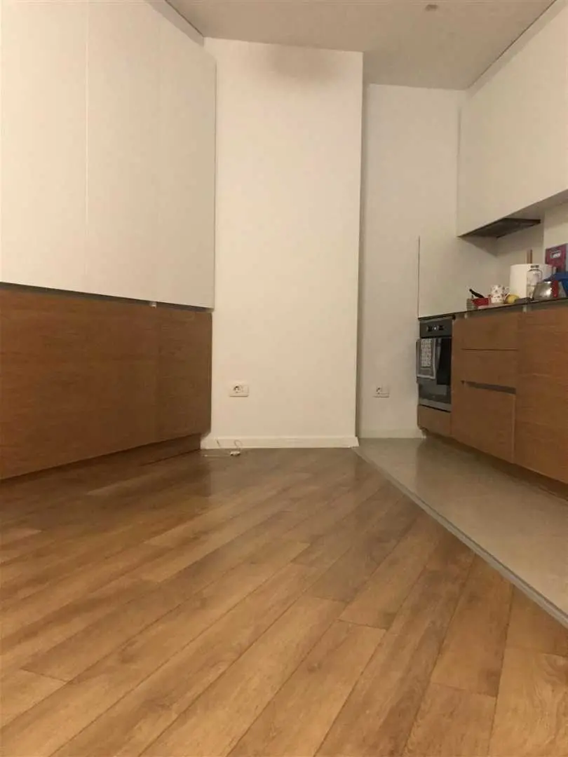Banesë në #shitje në Qendër banesë/apartment në Prishtinë