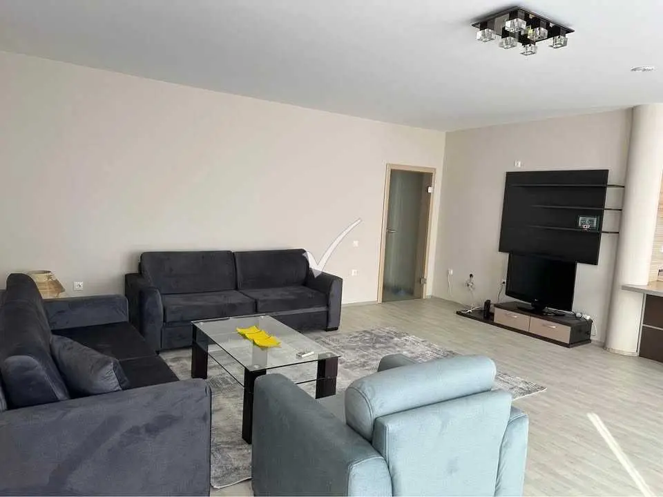 KAT SHTËPIE ME QIRA 2+1 NË TOPHANE banesë/apartment në Prishtinë
