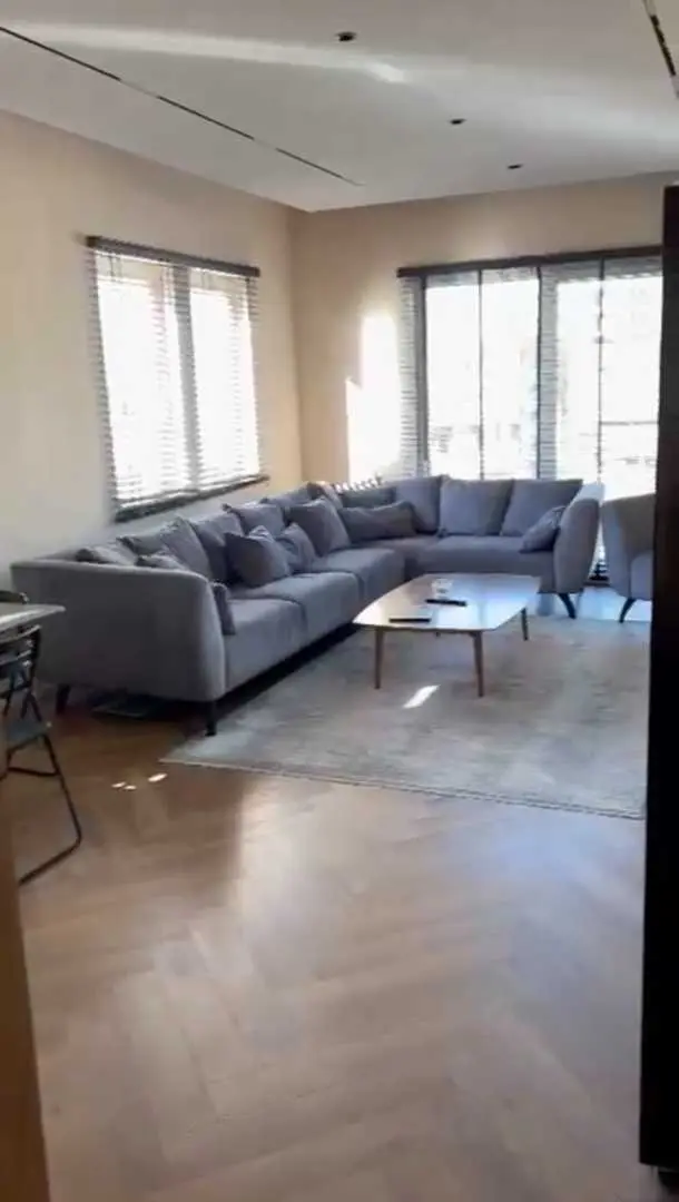 BANESË ME QIRA 2+1 NË LAGJEN PRISHTINA E RE banesë/apartment në Prishtinë