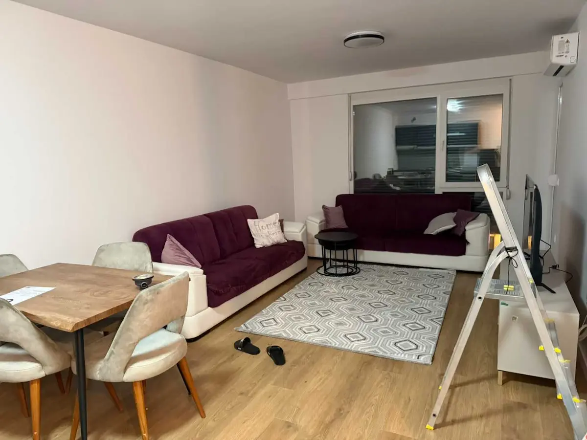 BANESË ME QIRA 1+1 NË LAGJEN PRISHTINA E RE banesë/apartment në Prishtinë
