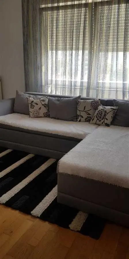 BANESË ME QIRA 1+1 NË KALABRI (EMSHIR) banesë/apartment në Prishtinë