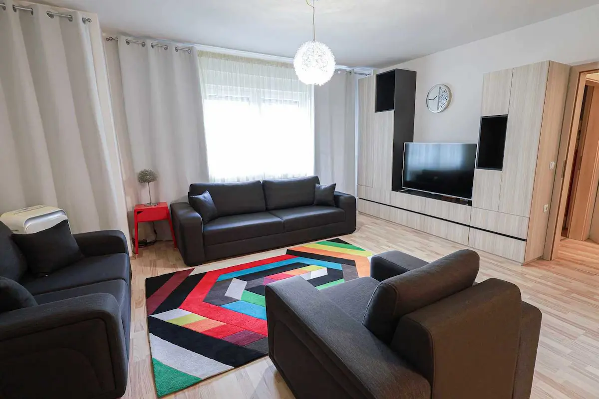 Banesë në #shitje në Rrugën C banesë/apartment në Prishtinë