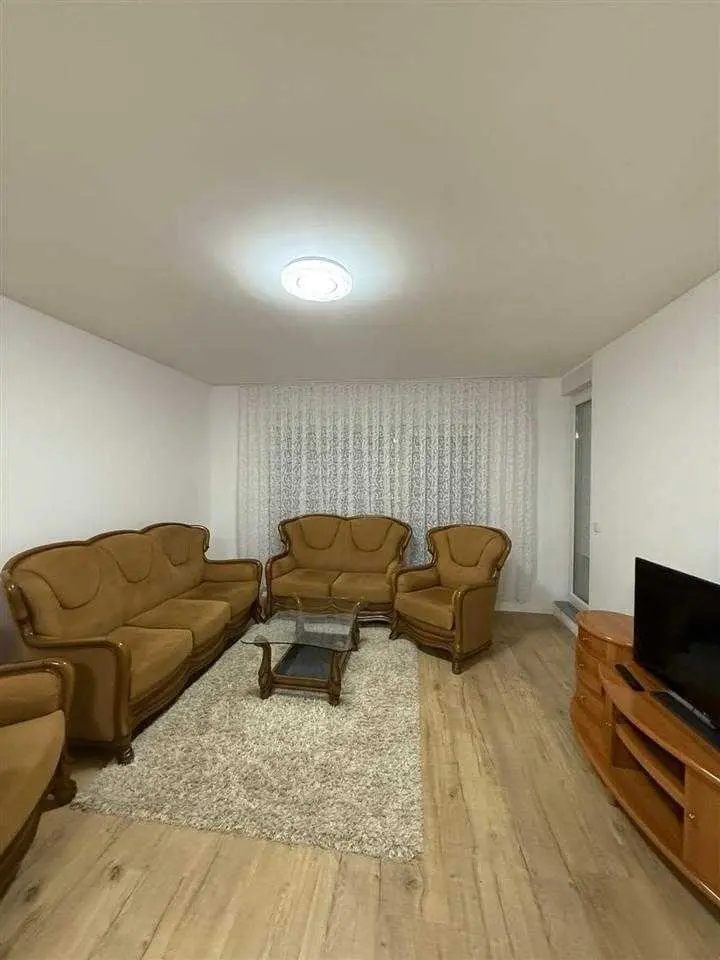 BANESË ME QIRA 2+1 NË RRUGËN C banesë/apartment në Prishtinë